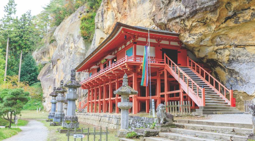 達谷窟毘沙門堂