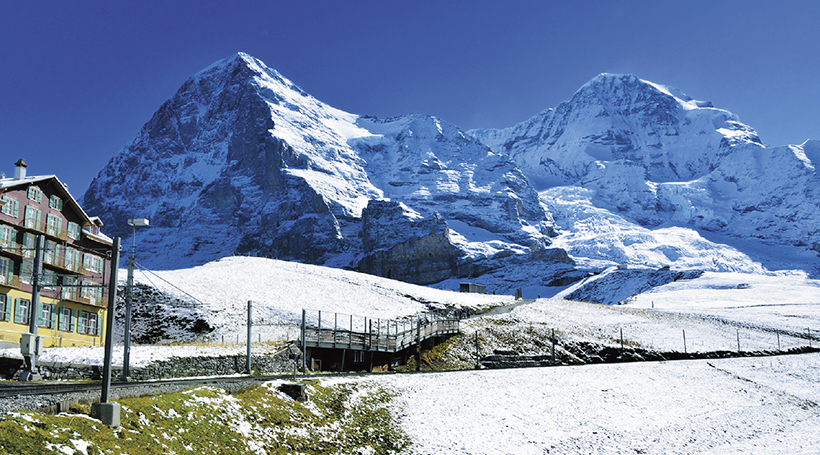 ロイヤル・コンセルトヘボウコンサートと白銀がもっとも美しく輝く、スイスの名峰ユングフラウ