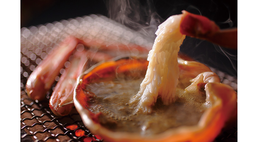 「間人温泉 炭平｣で間人ガニを堪能 全室オーシャンビューの温泉宿で寛ぐ