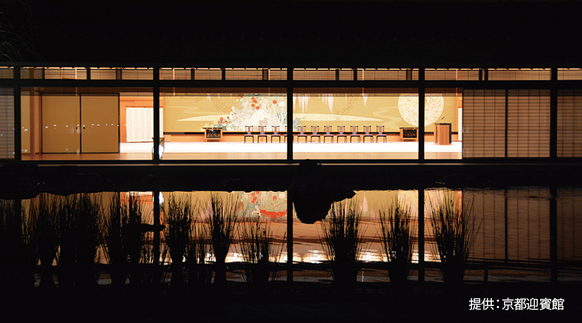 「京都迎賓館」夜間貸切特別参観と梅薫る「北野天満宮」国宝本殿特別拝観