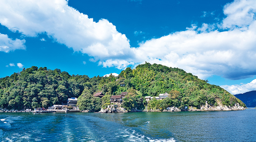 「琵琶湖4島貸切クル－ズ」と京料理の名店「菊乃井本店」の夕べ