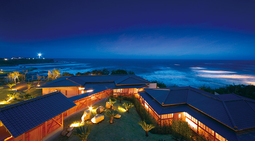 千葉あじさいめぐりと太平洋の絶景を望む「別邸 海と森」