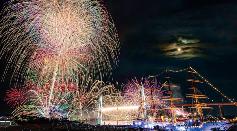 夏の夜空を彩る「富山新港花火大会」越中八尾・飛騨高山・上高地