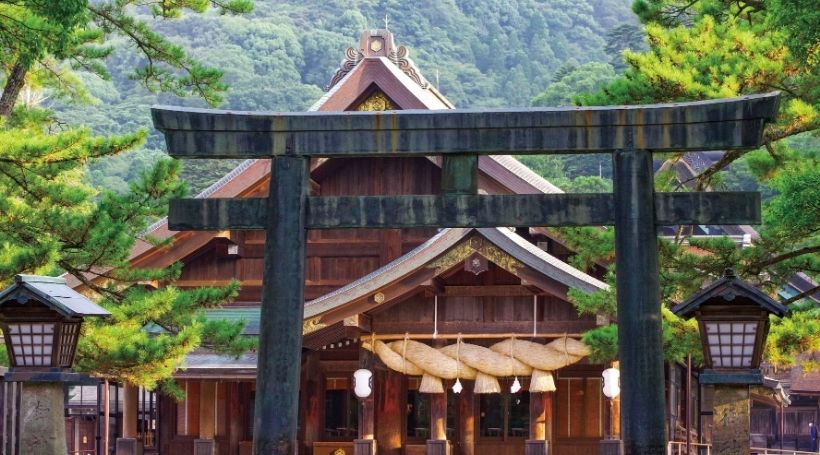 出雲大社 八足門内特別参拝と「タグ付活き松葉がに」