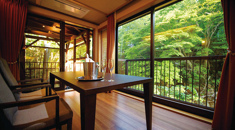 割烹旅館 湯の花荘