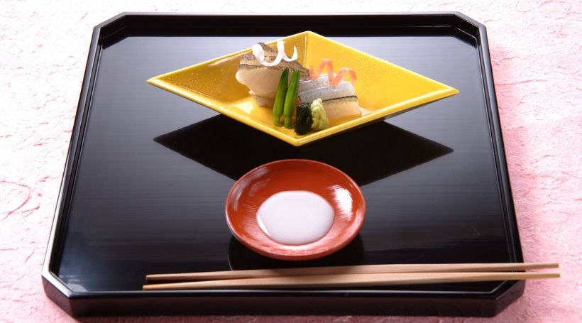 御料理 味舌